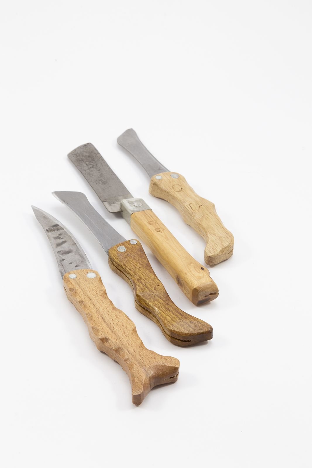 “Il Coltello dei Poveri” – Tradizione, Ingegno, Identità